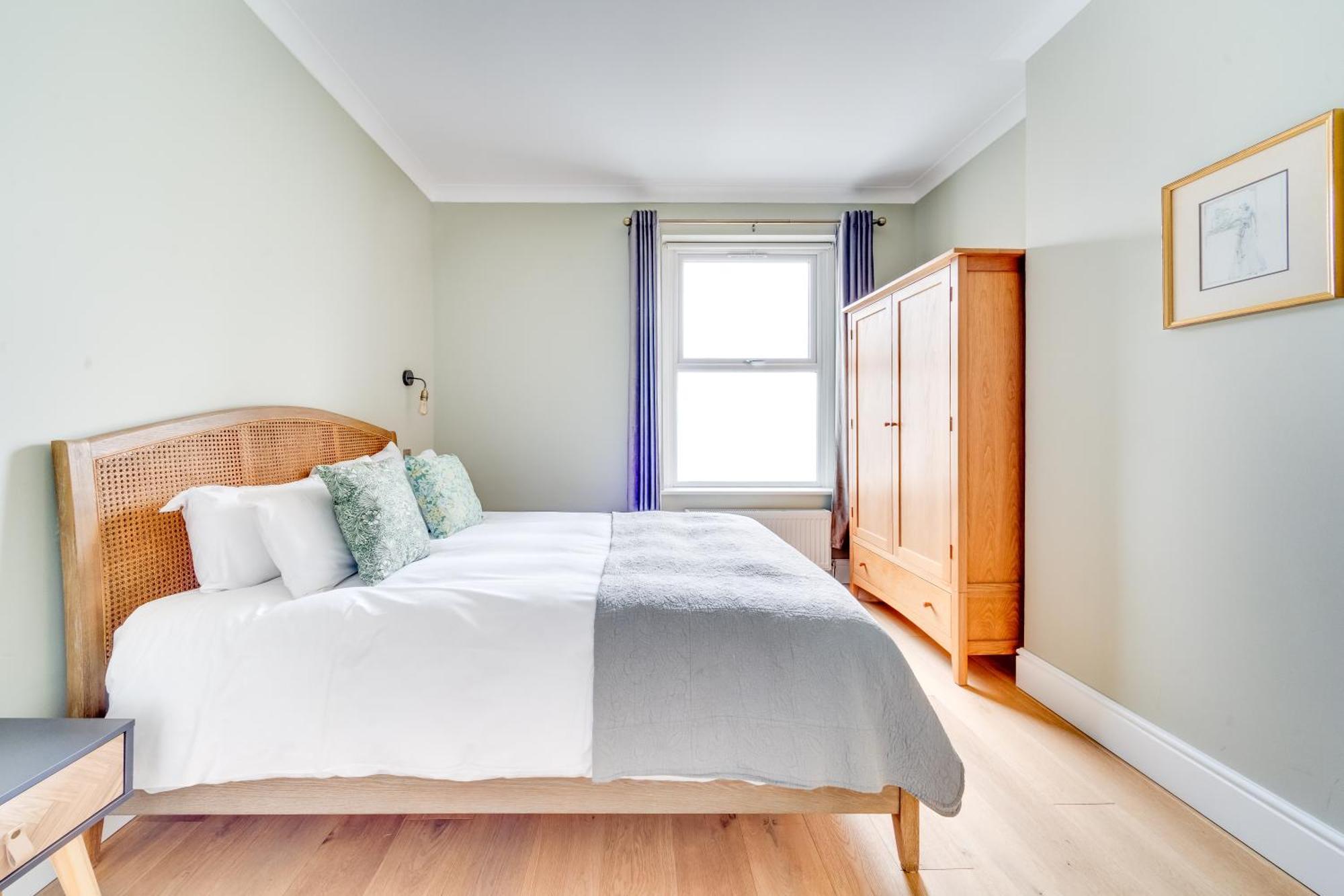 Charming Elegance At The Pontcanna Pearl - Prime Location With Comfort And Style Cardiff Exterior photo